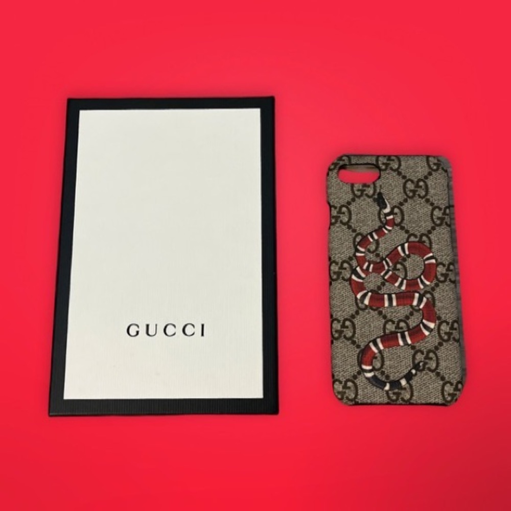 *NEW* GUCCI MONOGRAM GG-  IPHONE 8 CASE. PRISTINE CONDITION